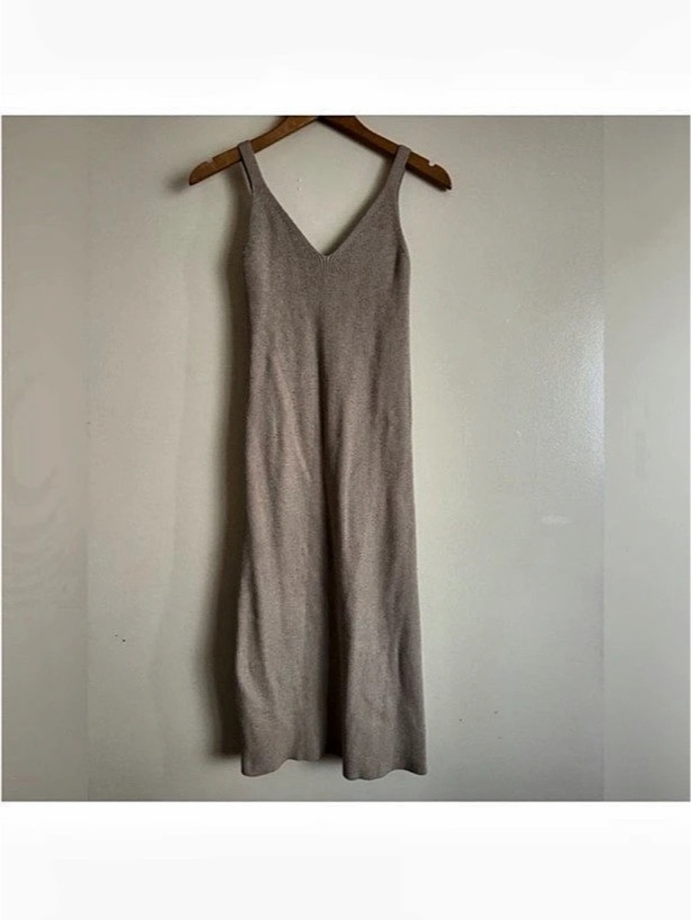 Zara Ribbed Maxi Dress in Brown Size Medium Like New